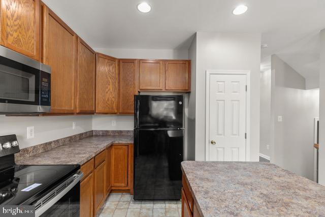 Building Photo - 722 Cardiff Cir