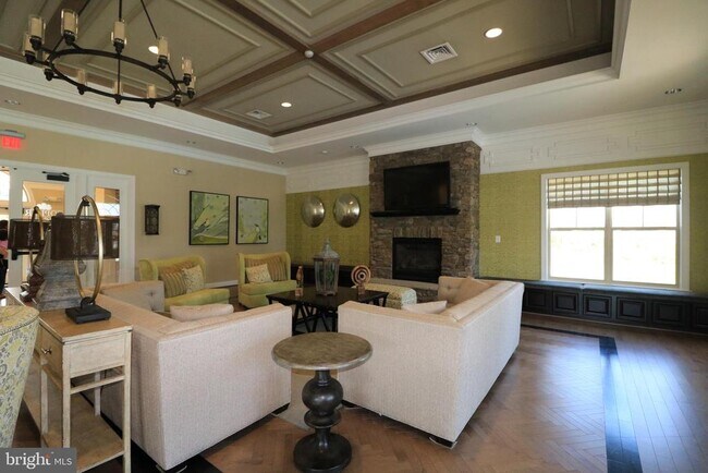 Building Photo - 13411 Deer Highlands Way