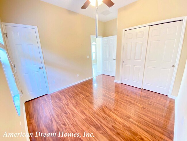 Building Photo - 10973 Willow Ridge Loop