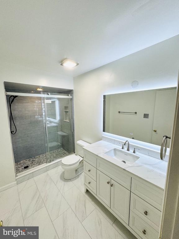 Building Photo - 22 Wyckwood Ct