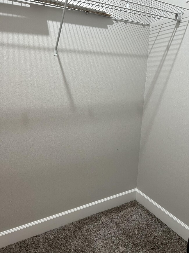 Building Photo - 30 Evergreen Dr