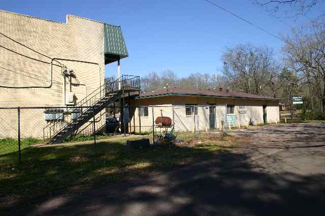 Exterior of the apartment - Park Place Apartments