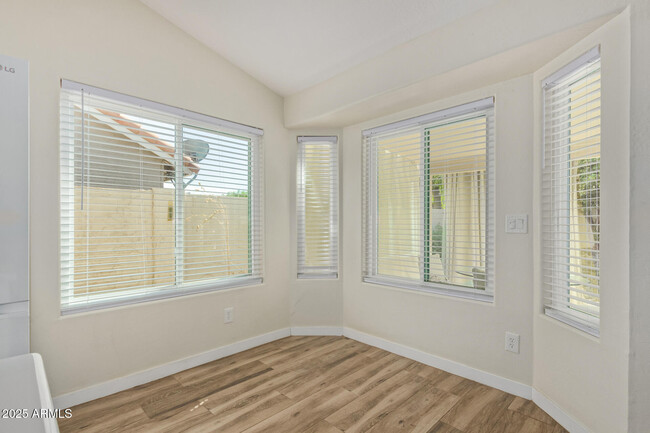 Building Photo - 18208 N 45th St