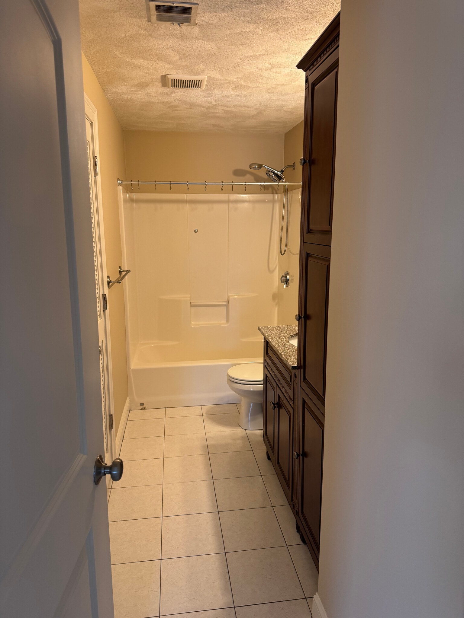 Building Photo - 1 Church St