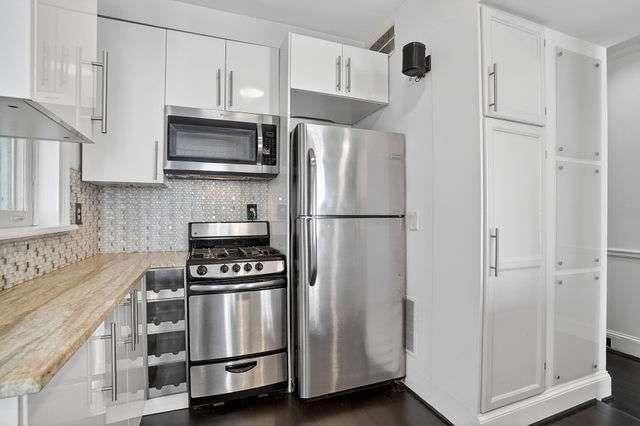 Building Photo - 2840 Peachtree Rd