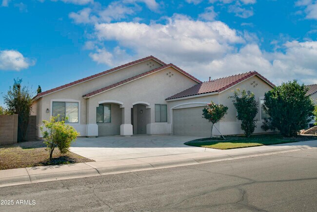 Primary Photo - 46011 W Keller Dr