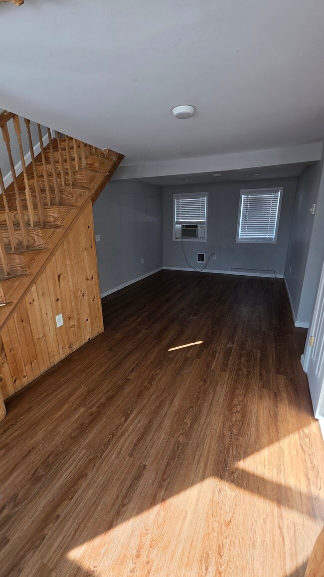 Building Photo - 23 North Rd