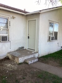 Building Photo - Located in Portales!! Cozy 1 bed apartment!