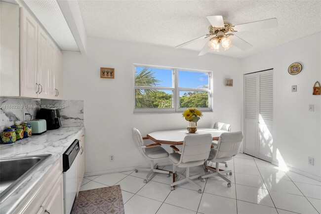 Building Photo - 1801 Eleuthera Point