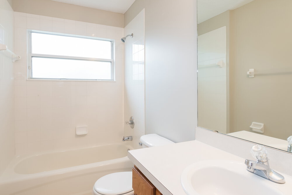 Building Photo - 1812 Northglen Cir