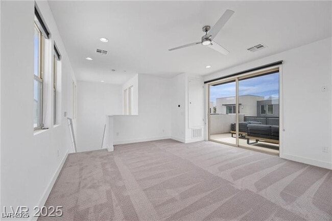 Building Photo - 11325 Gravitation Dr