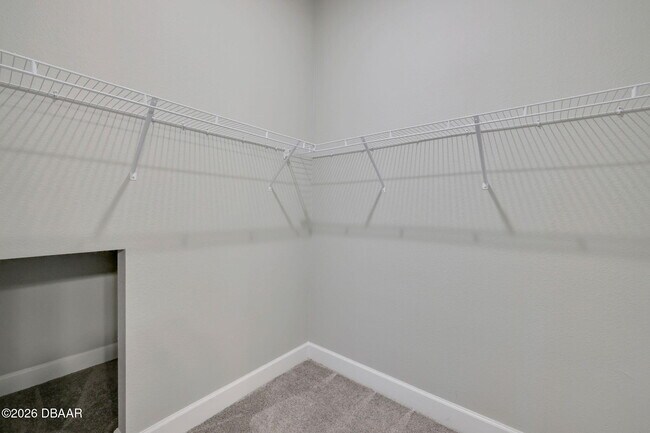 Building Photo - 42 Longridge Ln