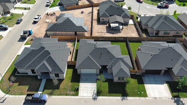 Building Photo - 1104 Osprey Dr