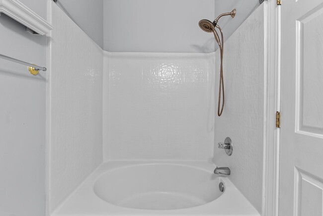 Building Photo - 5419 Magnolia Park Cir