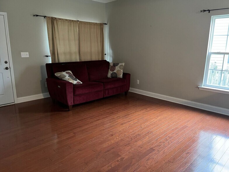 Building Photo - 10515 Hawick Ct