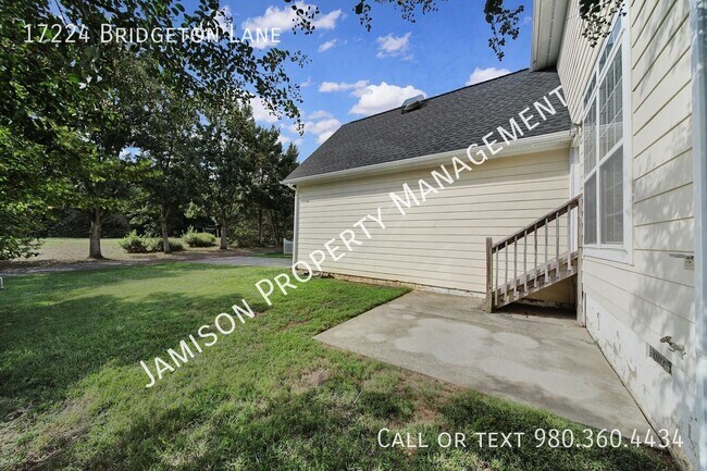 Building Photo - 17224 Bridgeton Ln