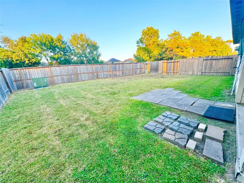 Building Photo - 12411 Meadow Frost Ln