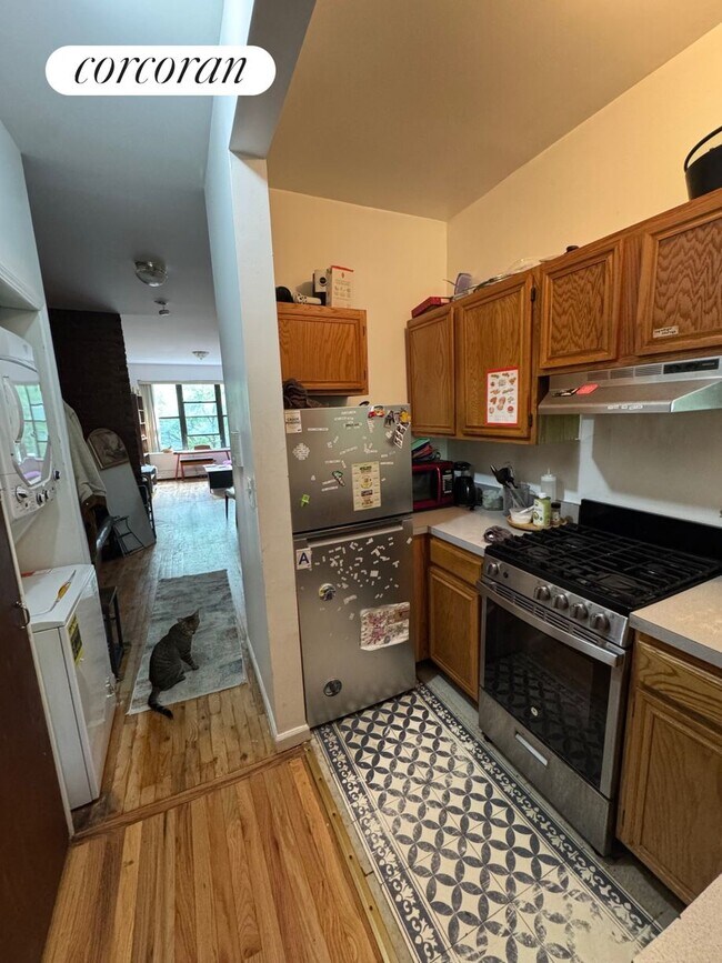 Building Photo - 417 W 146th St