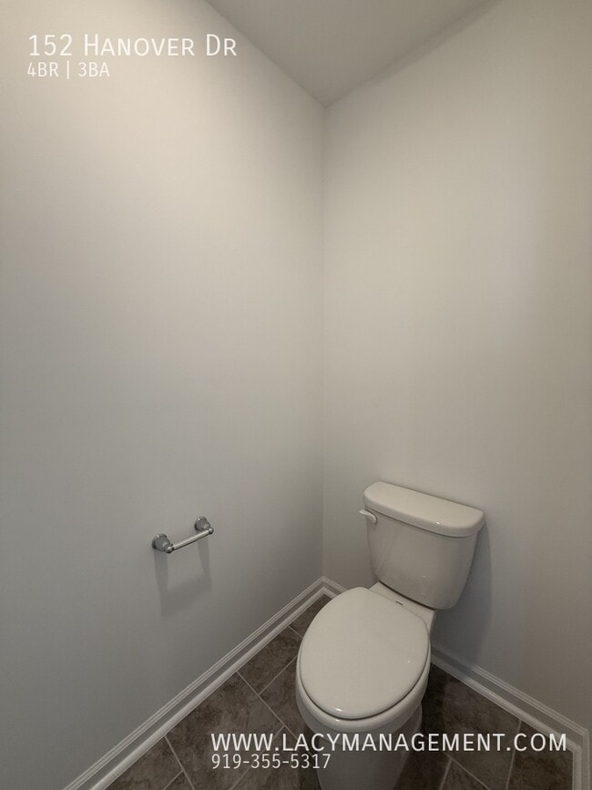 Building Photo - 152 Hanover Dr