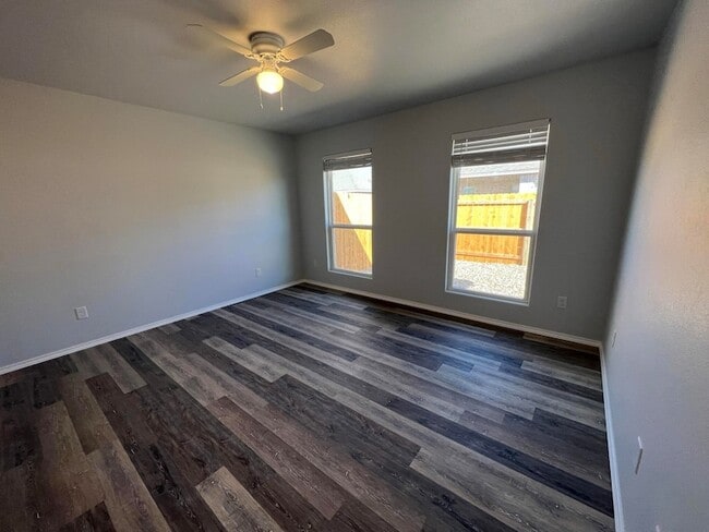 Building Photo - 5606 Jarvis St