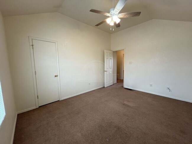 Building Photo - 4507 Jeff Scott Dr