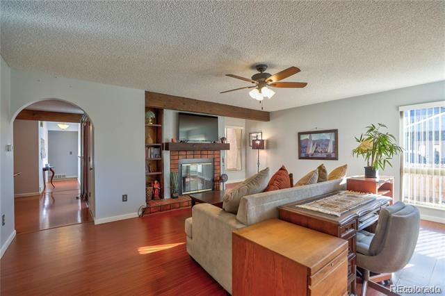 Building Photo - 1494 S Salem Way