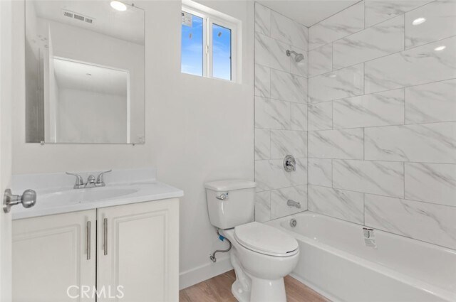 Building Photo - 703 W 80th St