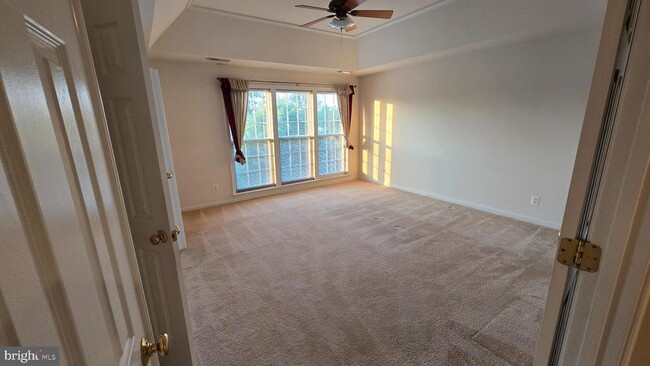 Building Photo - 7007 Courtyard Way