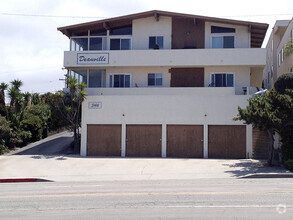 Building Photo - Deauville Apts.