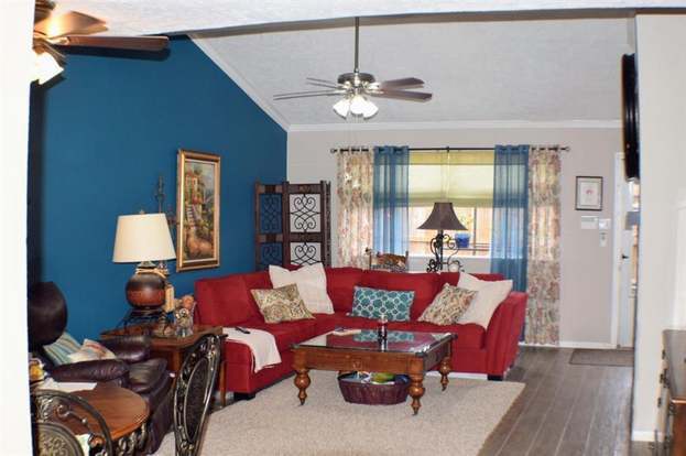 Building Photo - 6604 Montauk Dr