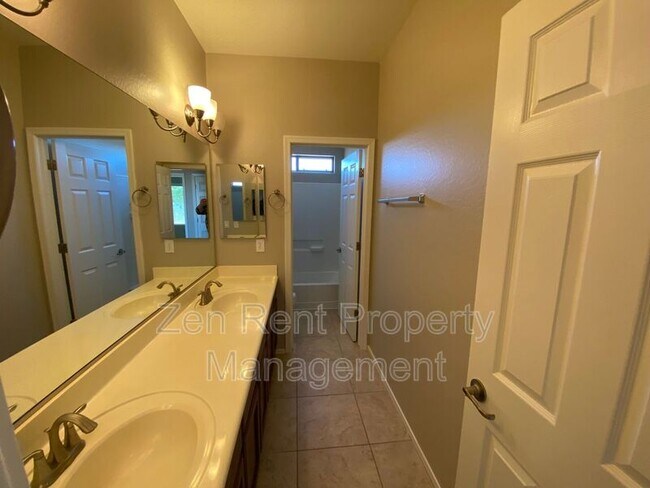 Building Photo - 36971 W Oliveto Ave