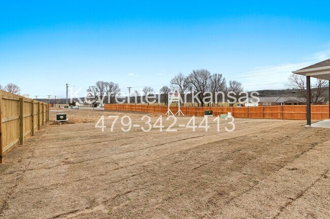 Building Photo - Gorgeous home ready for you!
