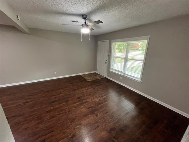 Building Photo - 2543 Quinto Dr