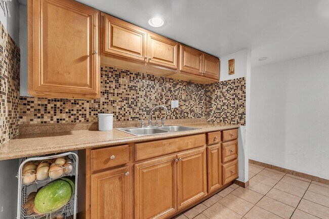 Building Photo - 5555 Patterson Dr