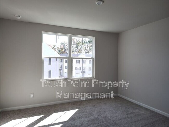 Building Photo - 8031 Sinnet Pl