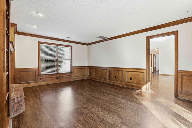 Building Photo - 4BR Home Across from Braelinn Elementary in Peachtree City