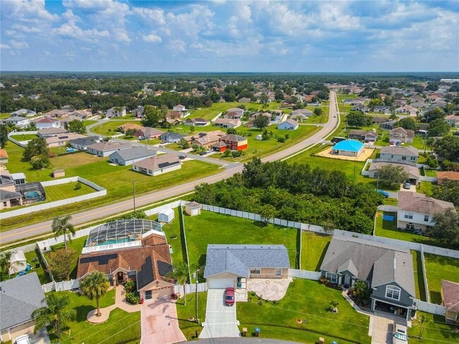 Building Photo - 853 Blanc Ct