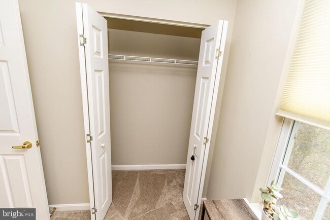 Building Photo - 2743 Rutland Rd