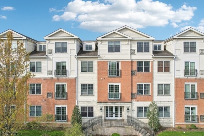 Building Photo - 1212 The Plaza