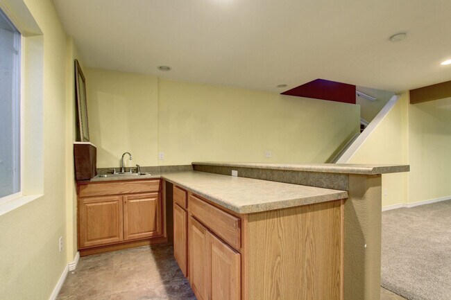 Building Photo - The Meadows of Castle Rock Ranch home w/finished basement & Mountain Views.