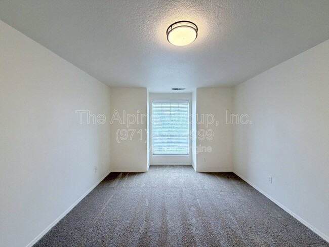 Building Photo - 5817 NW 174th Ave