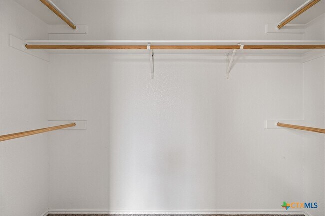 Building Photo - 7915 Redbrush