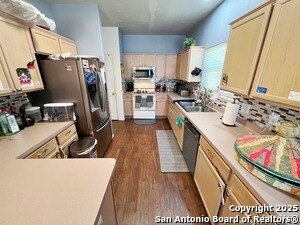 Building Photo - 4311 Gentle Grove Dr