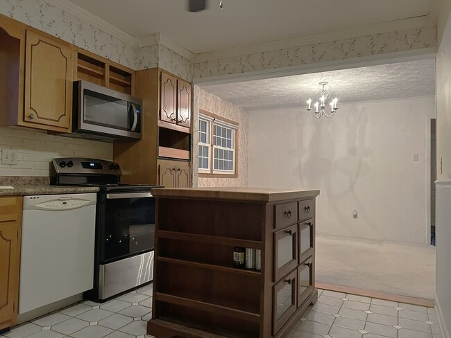 Building Photo - 708 Flintlock Dr