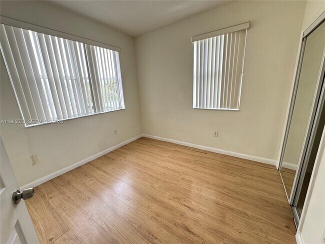 Building Photo - 24304 SW 109th Ave