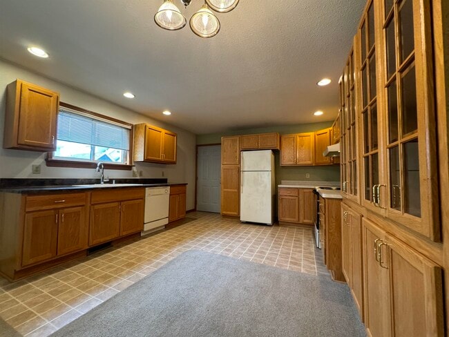 Building Photo - 116 North St