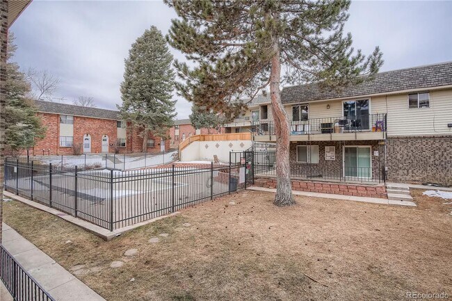 Building Photo - 4593 S Lowell Blvd