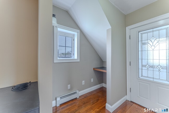 Building Photo - 31 Suffield St