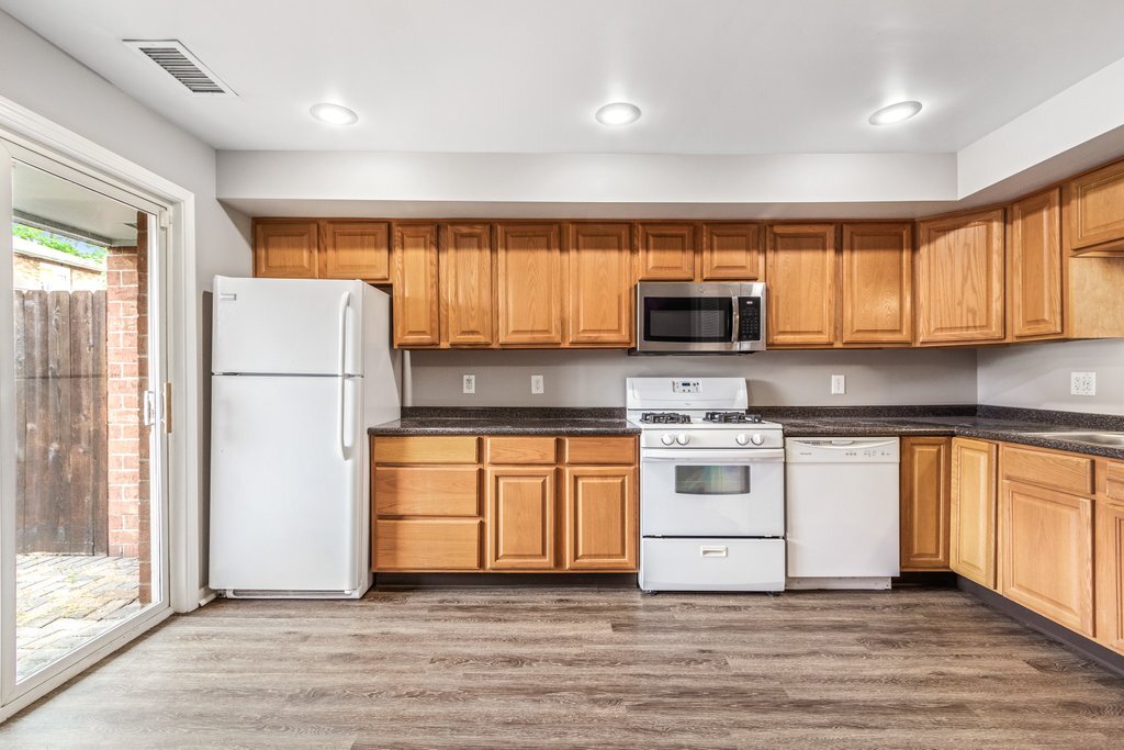 Building Photo - 1327 Fair Ave