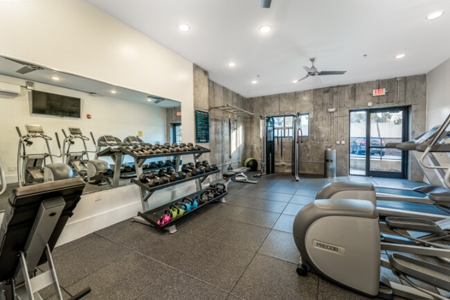 Building Photo - 2920 Martinsville Rd St